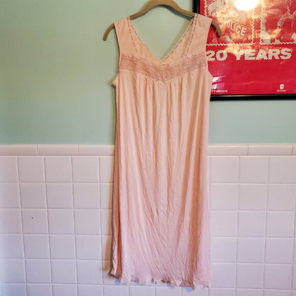 Vintage 80s Pastel Pink Lace Trim V Neck Knee Length Babydoll Night Gown - Picture 10 of 10